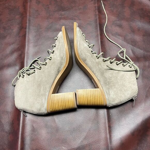 Jeffrey‎ Campbell Cora tan suede lace up open toe heels, size 9 - Picture 6 of 10